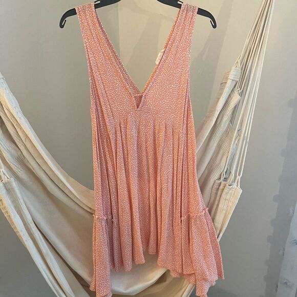 Millibon boutique Peach Polka Dot Sleeveless Dress - Picture 1 of 3